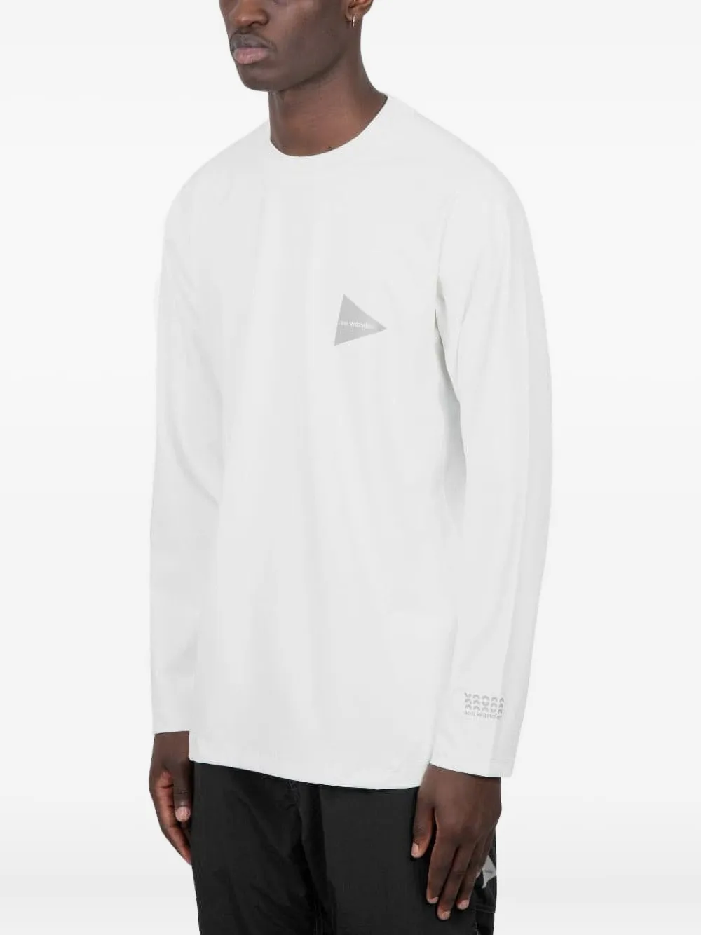 And Wander T-shirt met driehoekig logo en lange mouwen - Wit