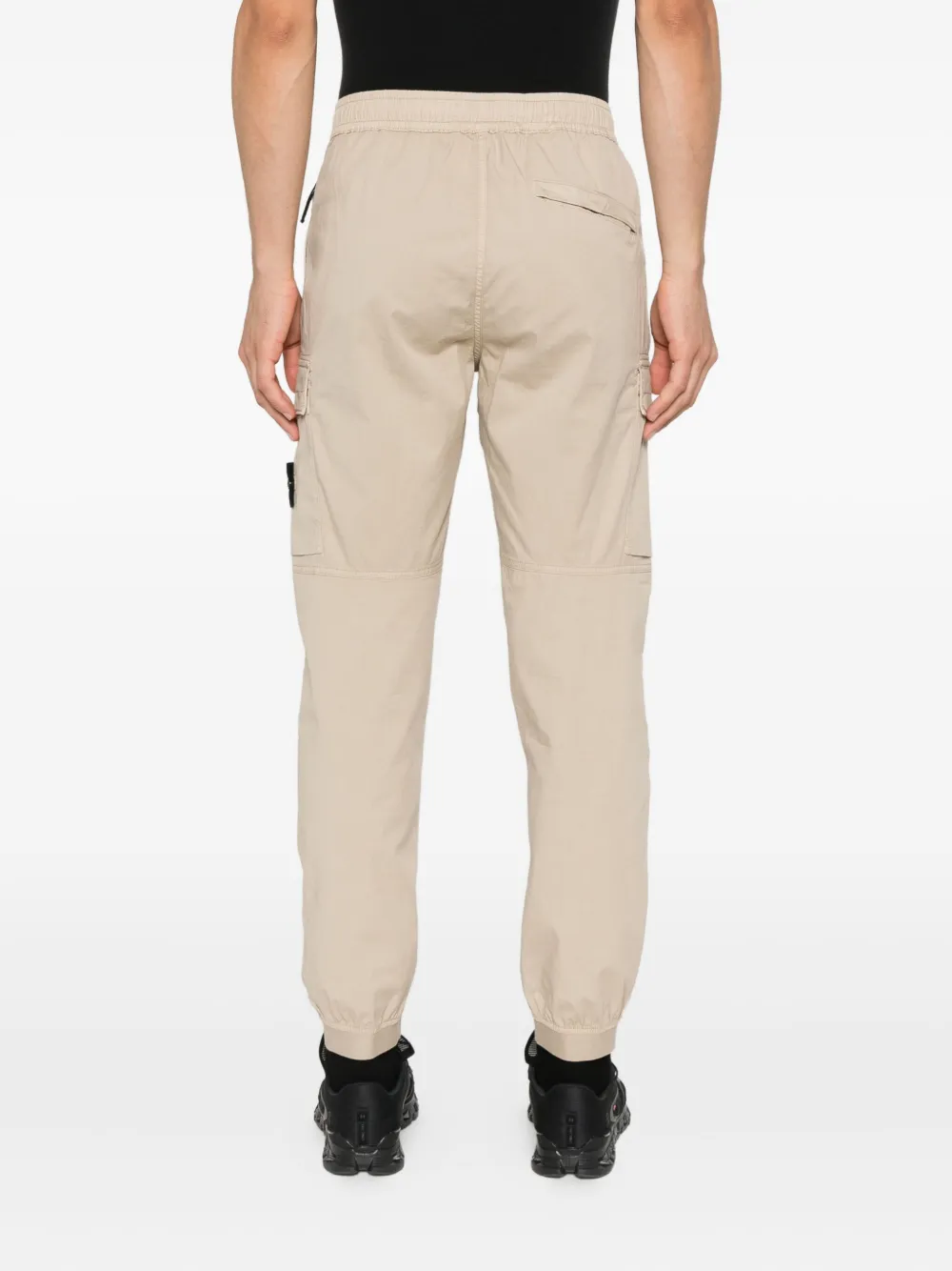 Stone Island Broek met cargo zak en manchetten Beige