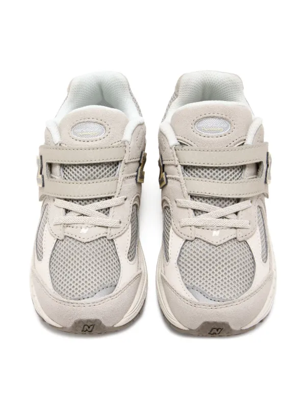 New Balance Kids 2002R touch-strap Sneakers Grey FARFETCH IN