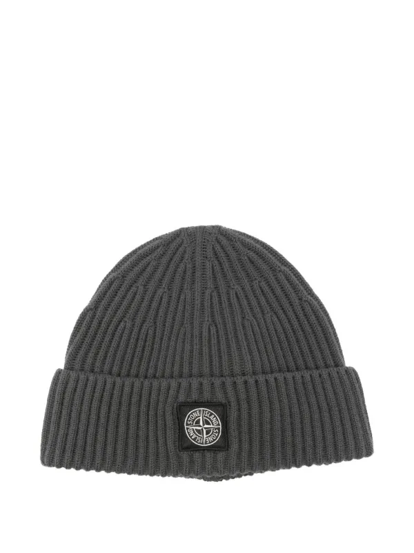 STONE  ロゴパッチビーニーハット　グレー Stone Island コンパスパッチ ビーニー | グレー | FARFETCH JP