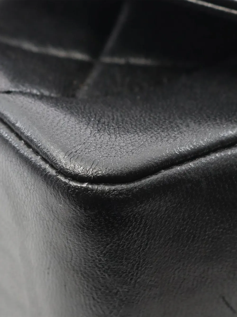 CHANEL Pre-Owned 1991-1994 Medium Lambskin Diana Flap crossbody bag | Pre-Owned | Image 2