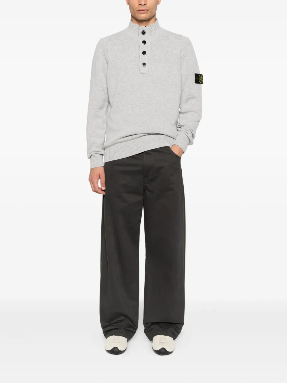 Stone Island 5100040 trui met opgestikte zak en knoopsluiting Grijs