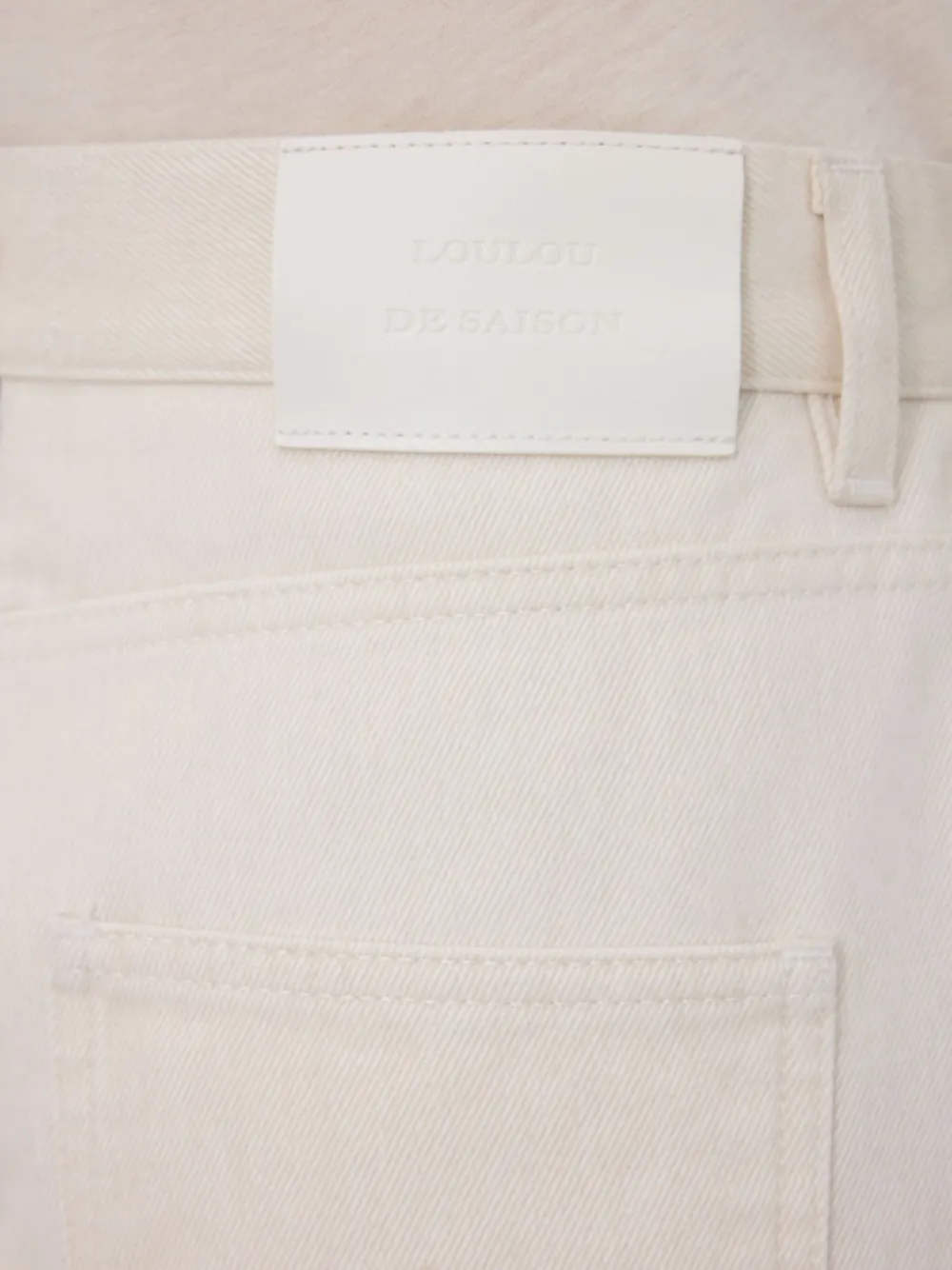 Loulou De Saison Asmar Logo-patch Jeans In Neutral