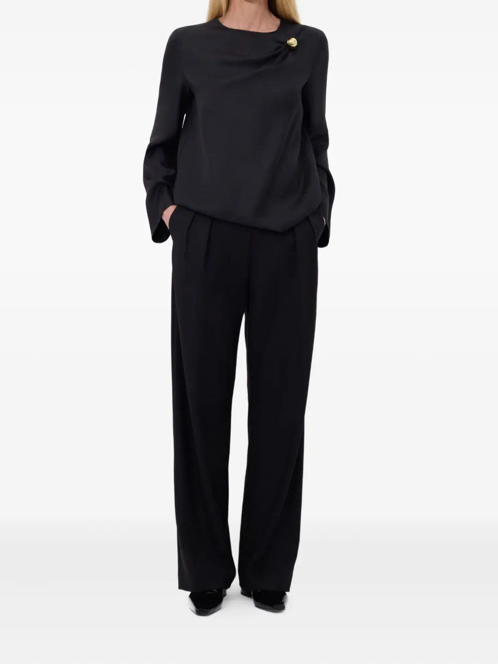 LouLou de Saison Gedrapeerde blouse met sierdetail - Zwart