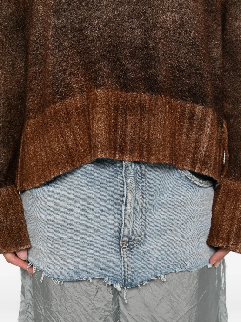 Avant Toi Ribbed-cuff Crew-neck Jumper In Brown