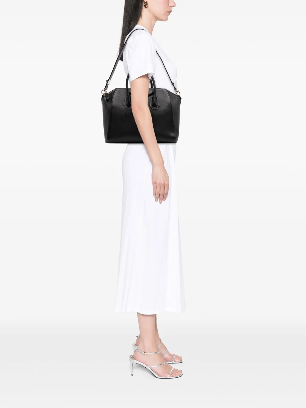 Givenchy Pre-Owned 2013 Medium Calfskin Antigona satchel | Pre-Owned | Image 2
