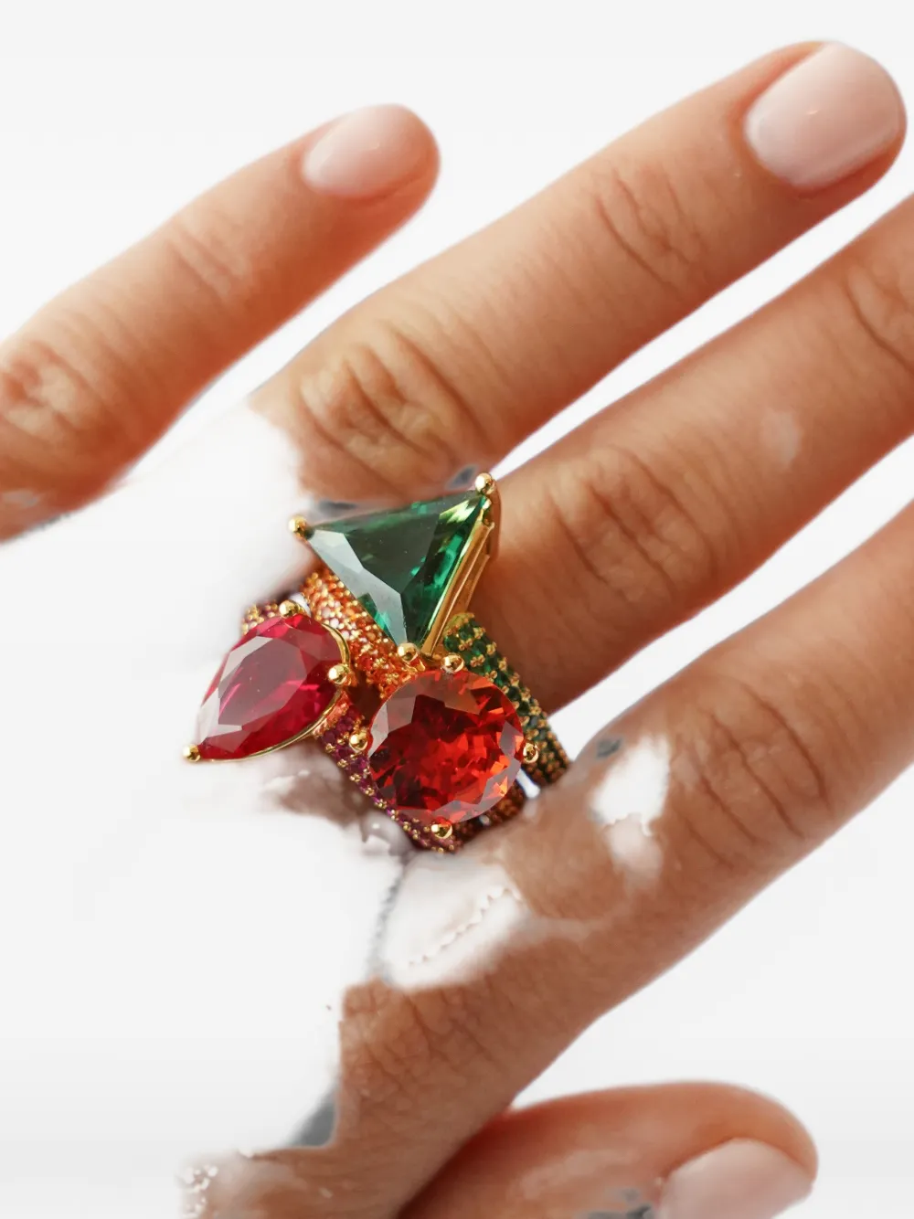 Izabel Display Mega Triangle ring - Grün
