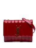 Saint Laurent Pre-Owned 2018 Matelasse Patent Monogram Vicky Chain Wallet crossbody bag - Red