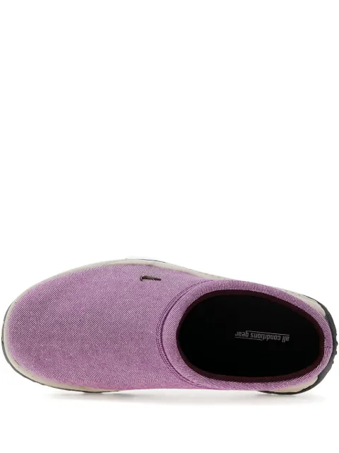 Nike slip-on textured sneakers