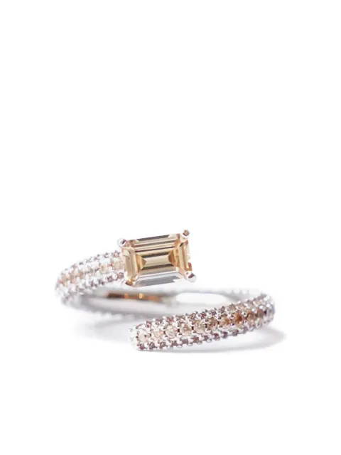 Izabel Display Twist ring