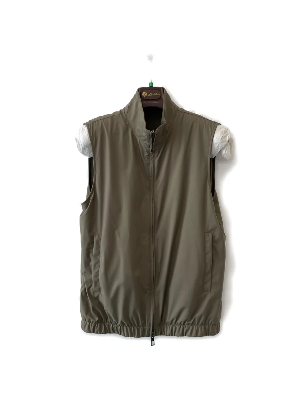 Loro Piana Zip-fastening Elasticated Hem Vest In Green