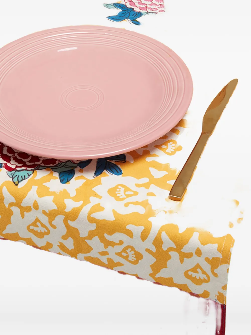 Lisa Corti Arabesque Corolla Floral-print Striped Table Runner (50cm X 150cm) In Yellow