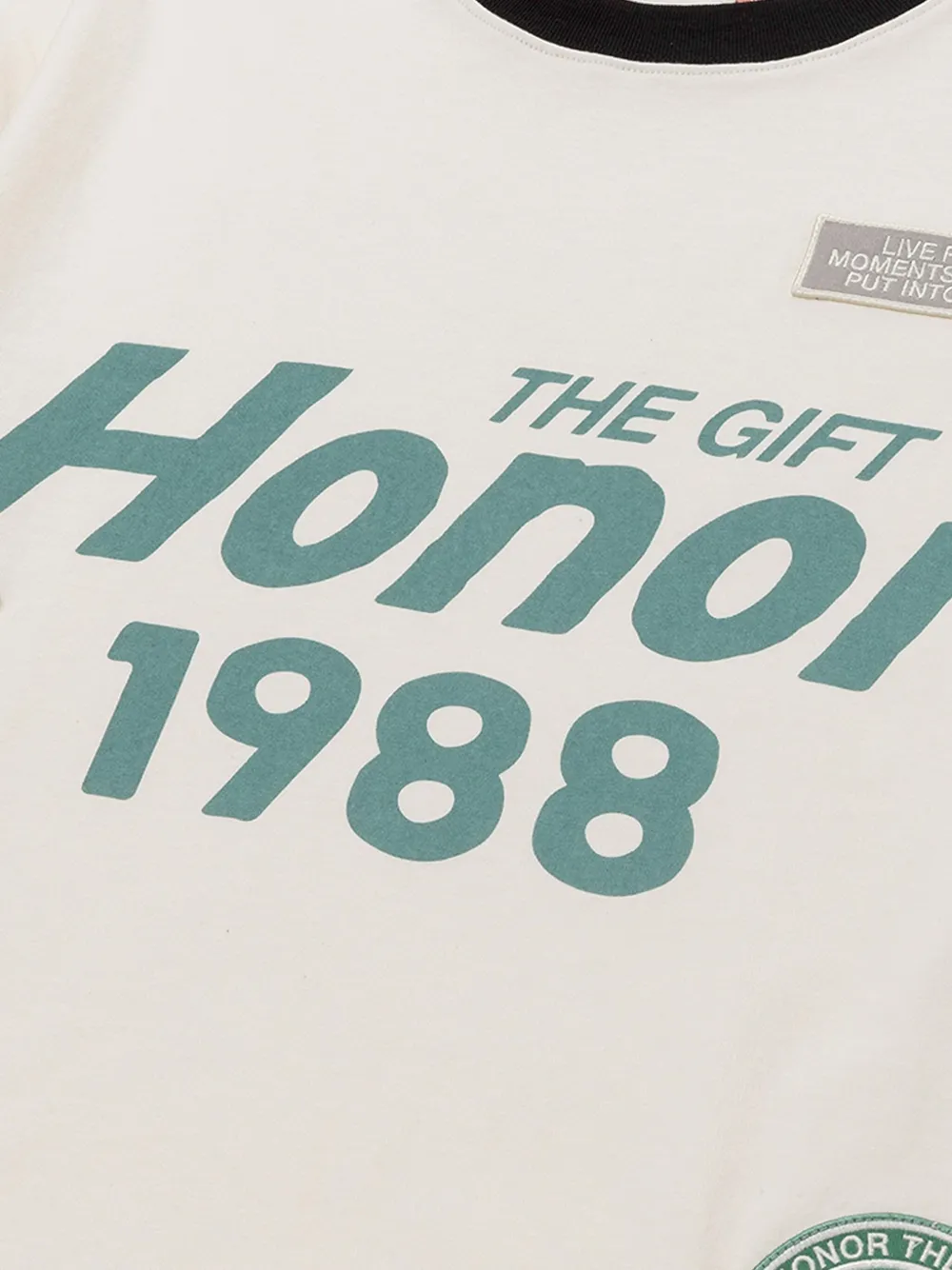 Honor The Gift T-shirt met logo Wit