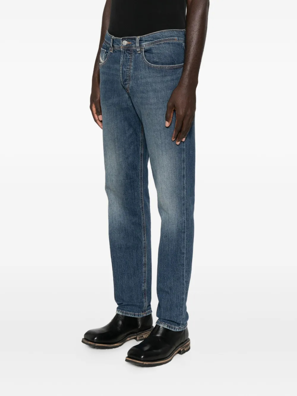 Diesel D-FINITIVE denim jeans met logoplakkaat Blauw