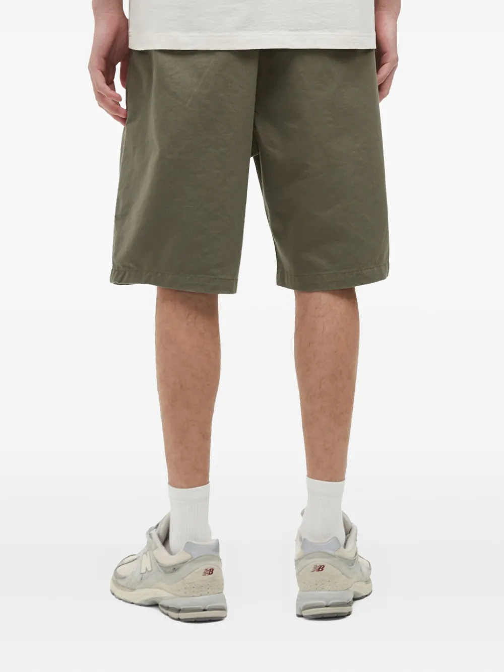 Fingercroxx Drawstring Side-pocket Shorts In Green