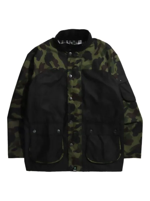 Veste boutonnée à motif camouflage - A BATHING APE® - Modalova