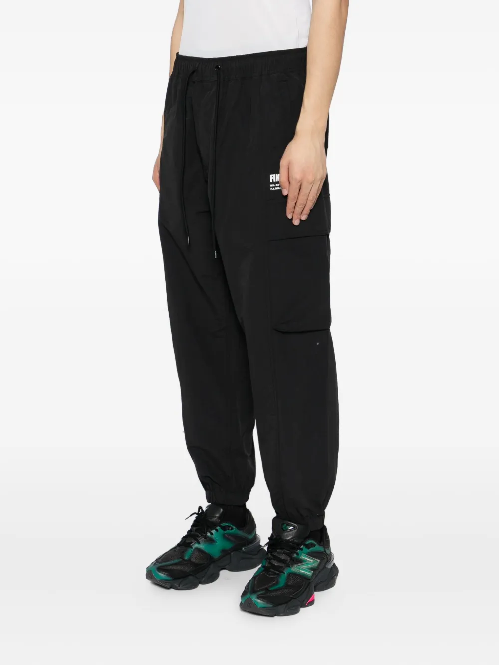 Fingercroxx Elasticated-waist Trousers In Black