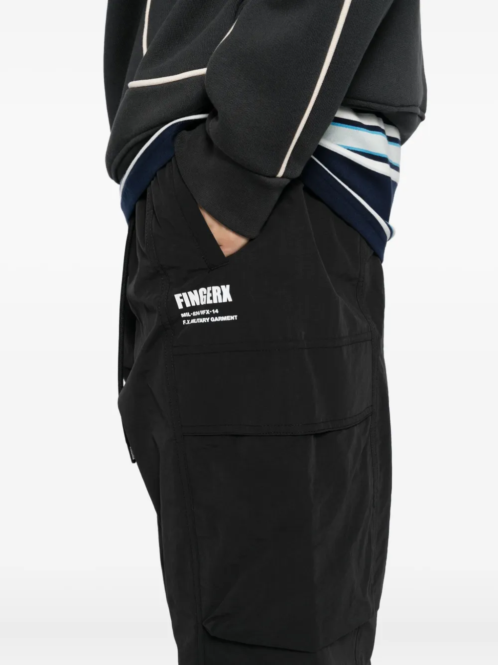 Fingercroxx Elasticated-waist Trousers In Black
