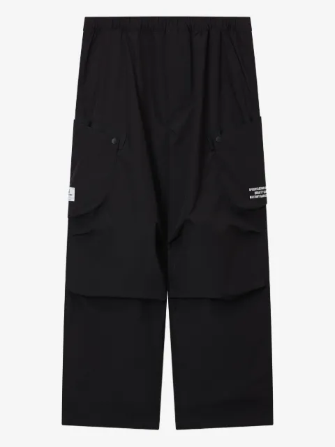 FINGERCROXX cargo-pockets trousers