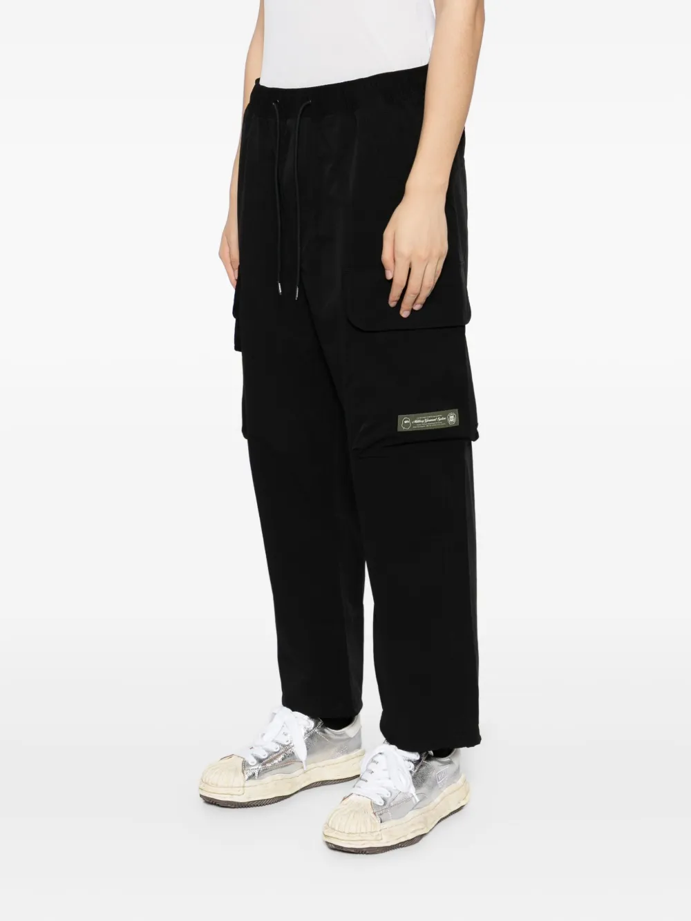 FINGERCROXX Broek met tekst patch Zwart