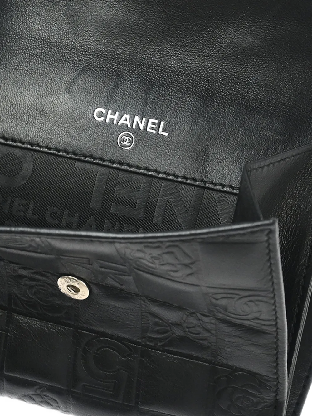 Pre-owned Chanel 2005 Icon Lambskin Wallet In Black