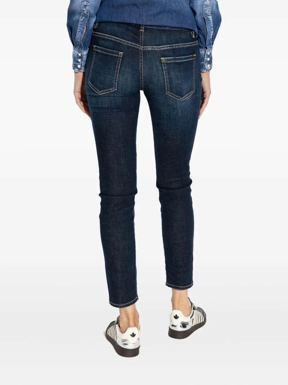 Dsquared2 Logo-plaque Cropped Jeans In Blue