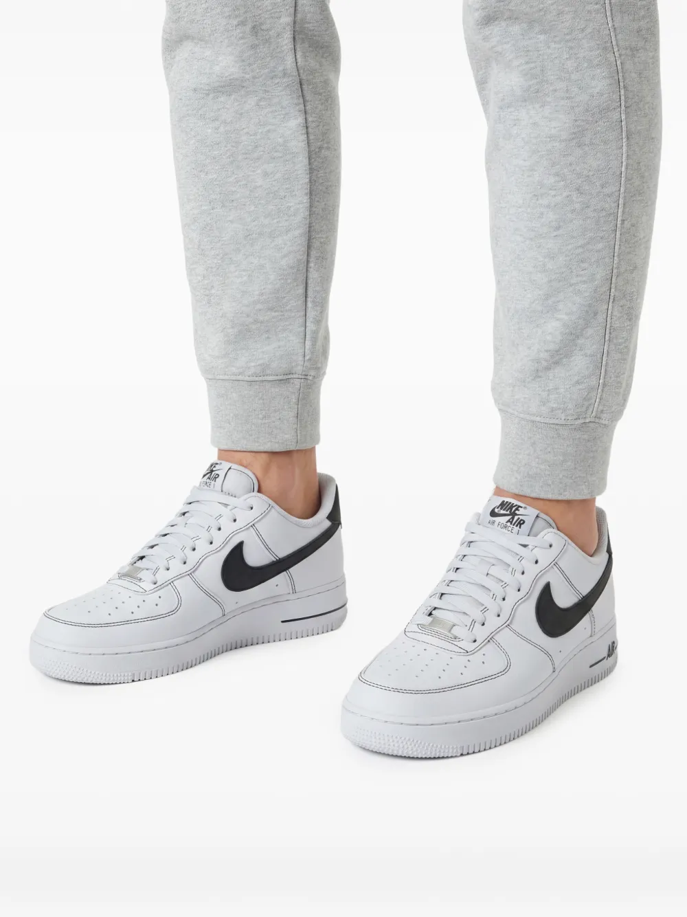 Nike Sketched Swoosh leren sneakers Grijs