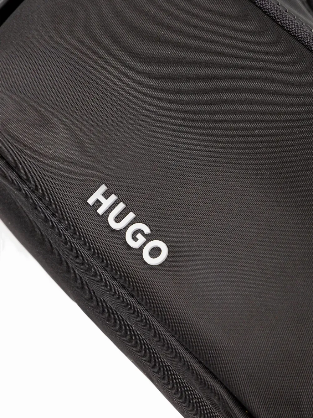 HUGO Schoudertas met logo-reliëf Zwart