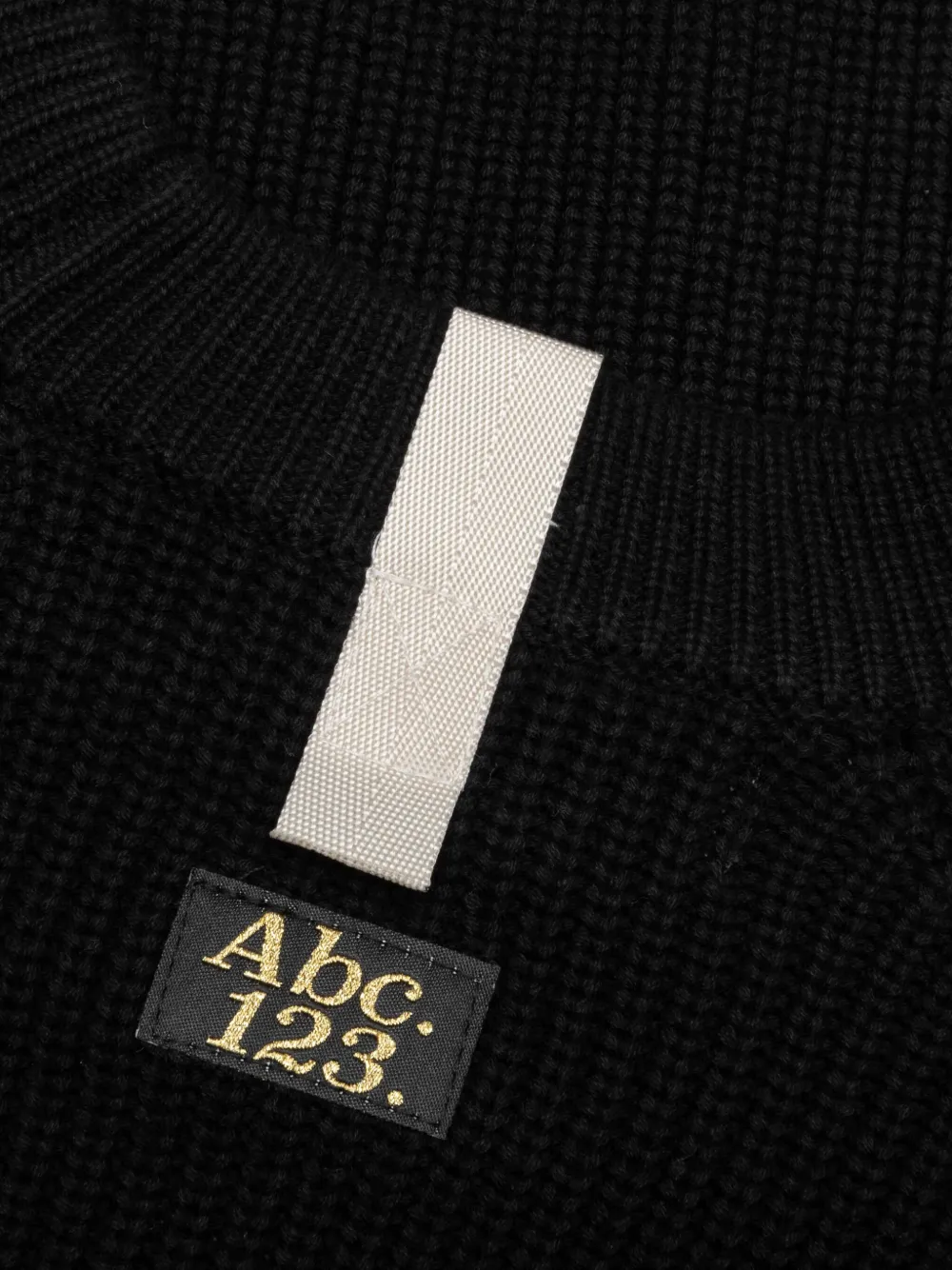 Advisory Board Crystals Sweater met ronde hals Zwart