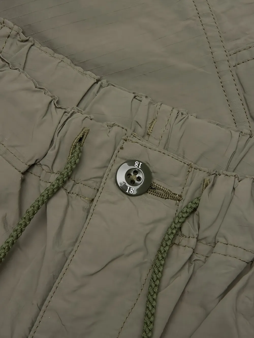 Neighborhood Cargo shorts Groen