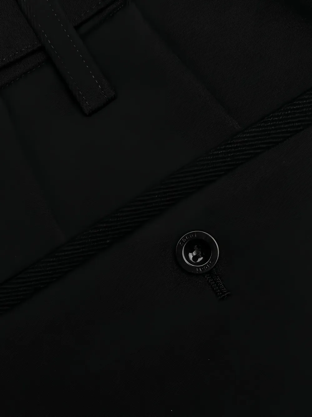sacai logo-engraved trousers Zwart