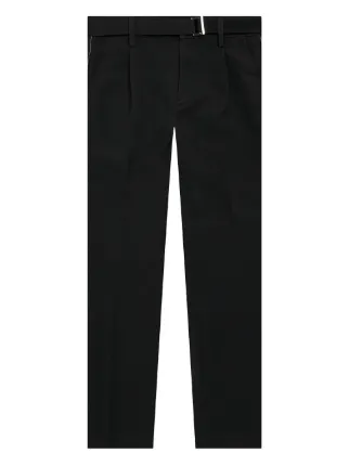 sacai