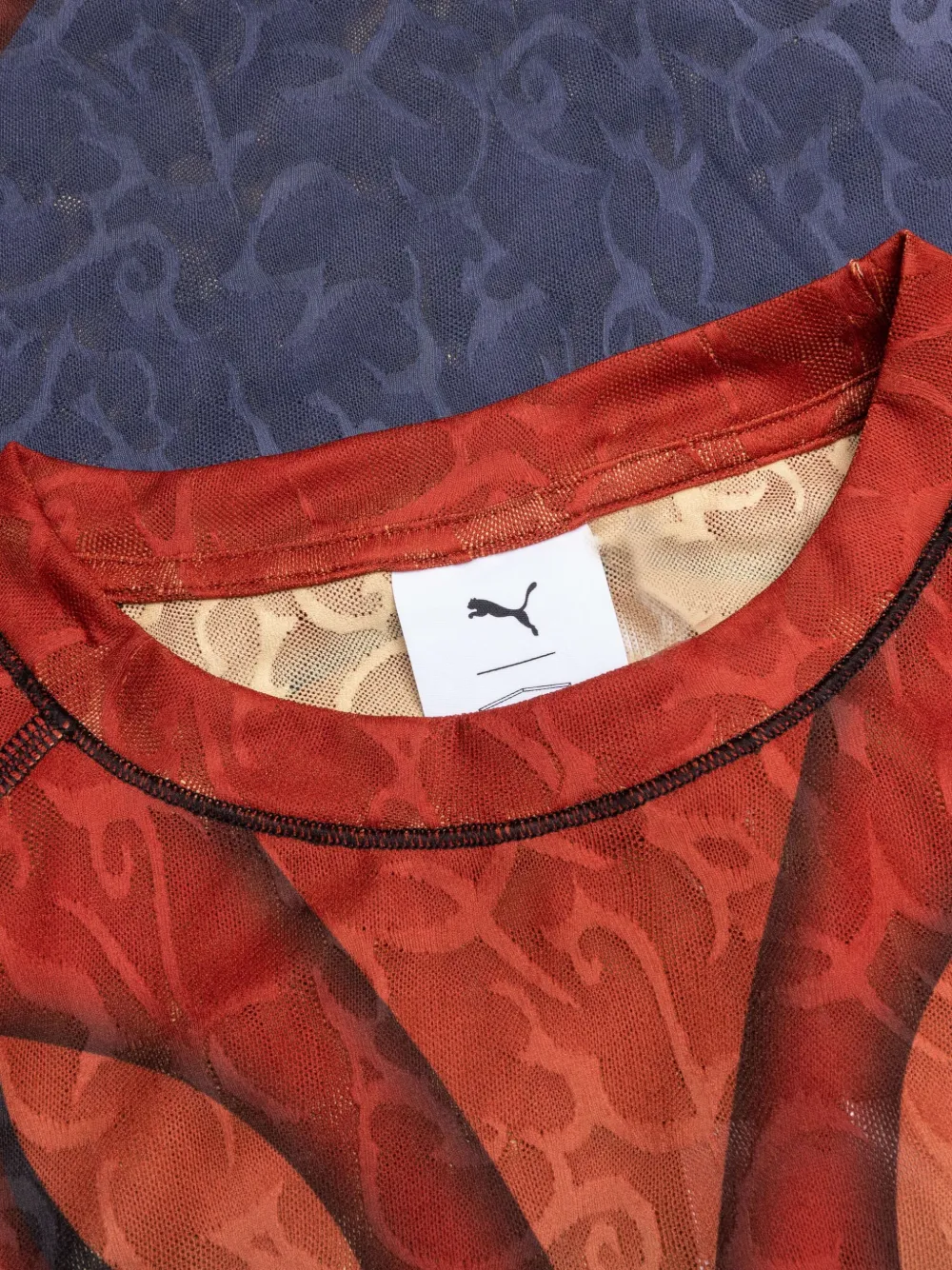 PUMA T-shirt met print en lange mouwen Beige