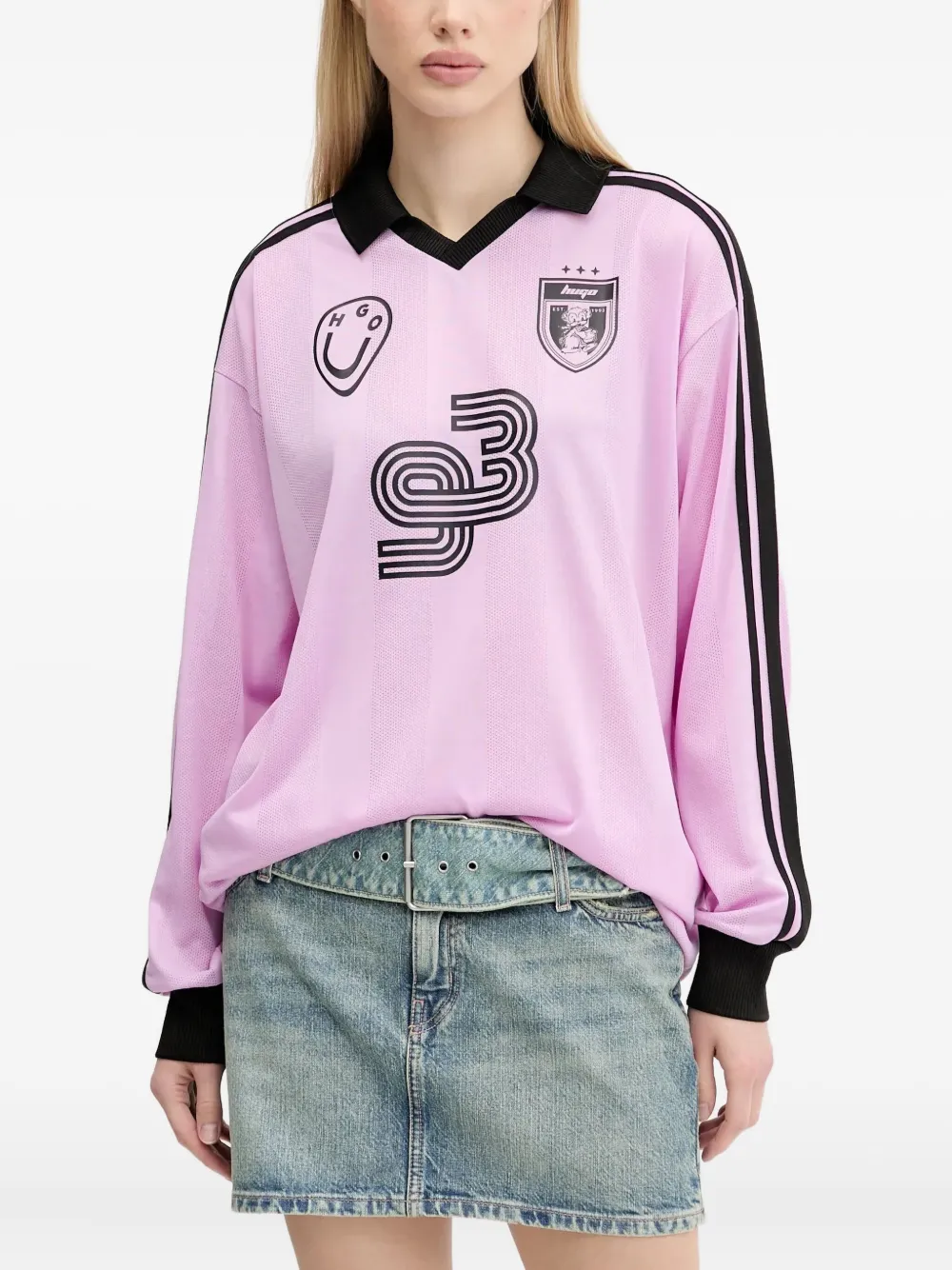 93 graphic-print football top