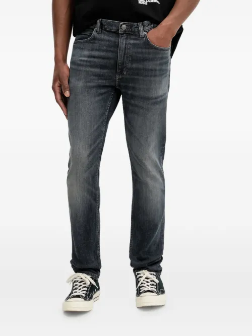 HUGO jean à patch en cuir - Gris - HUGO - Modalova