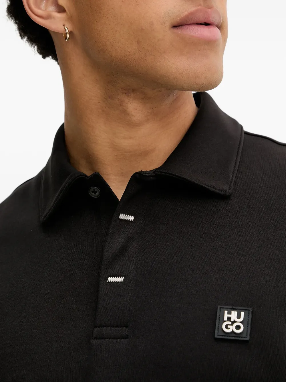 HUGO Poloshirt met logoplakkaat Zwart