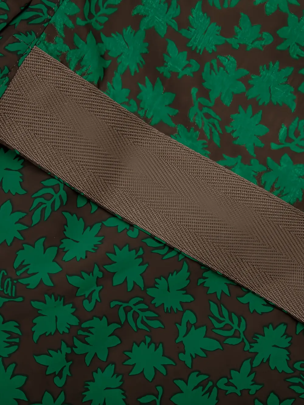 sacai leaf-print shirt Bruin