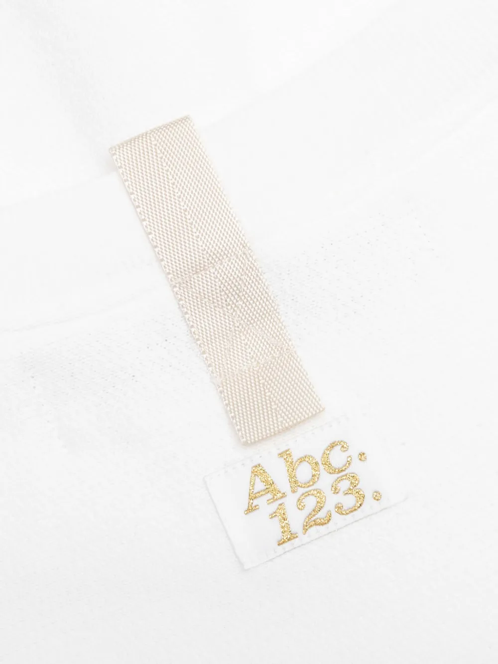 Advisory Board Crystals Sweater met geborduurd logo Geel