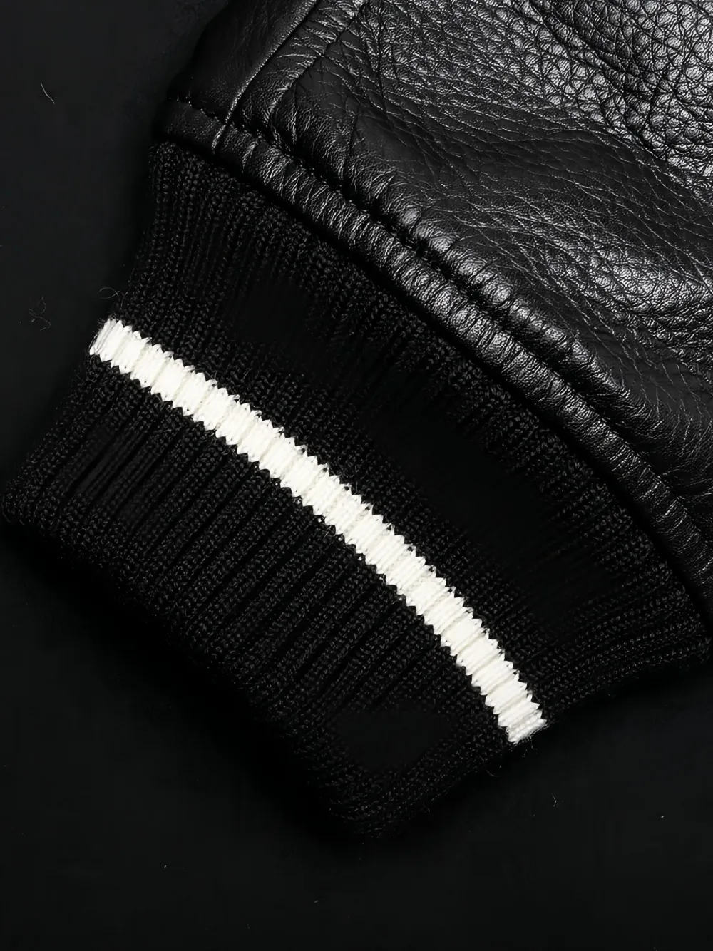 Undercover Psycho bomberjack met leren mouwen Zwart