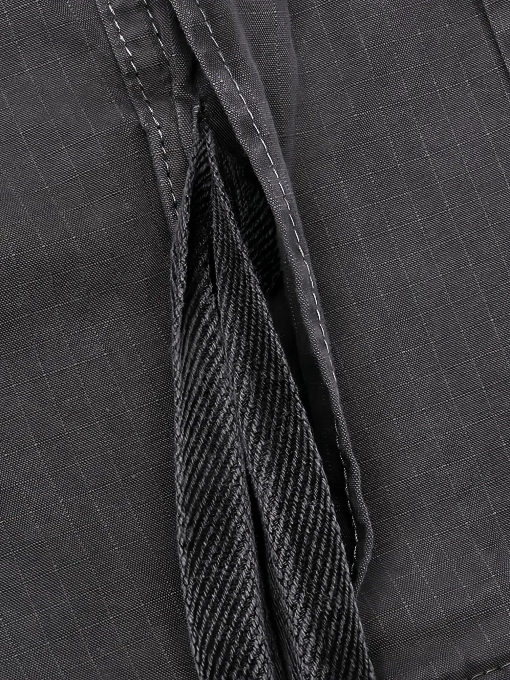sacai Cargo broek met trekkoord en manchetten Black