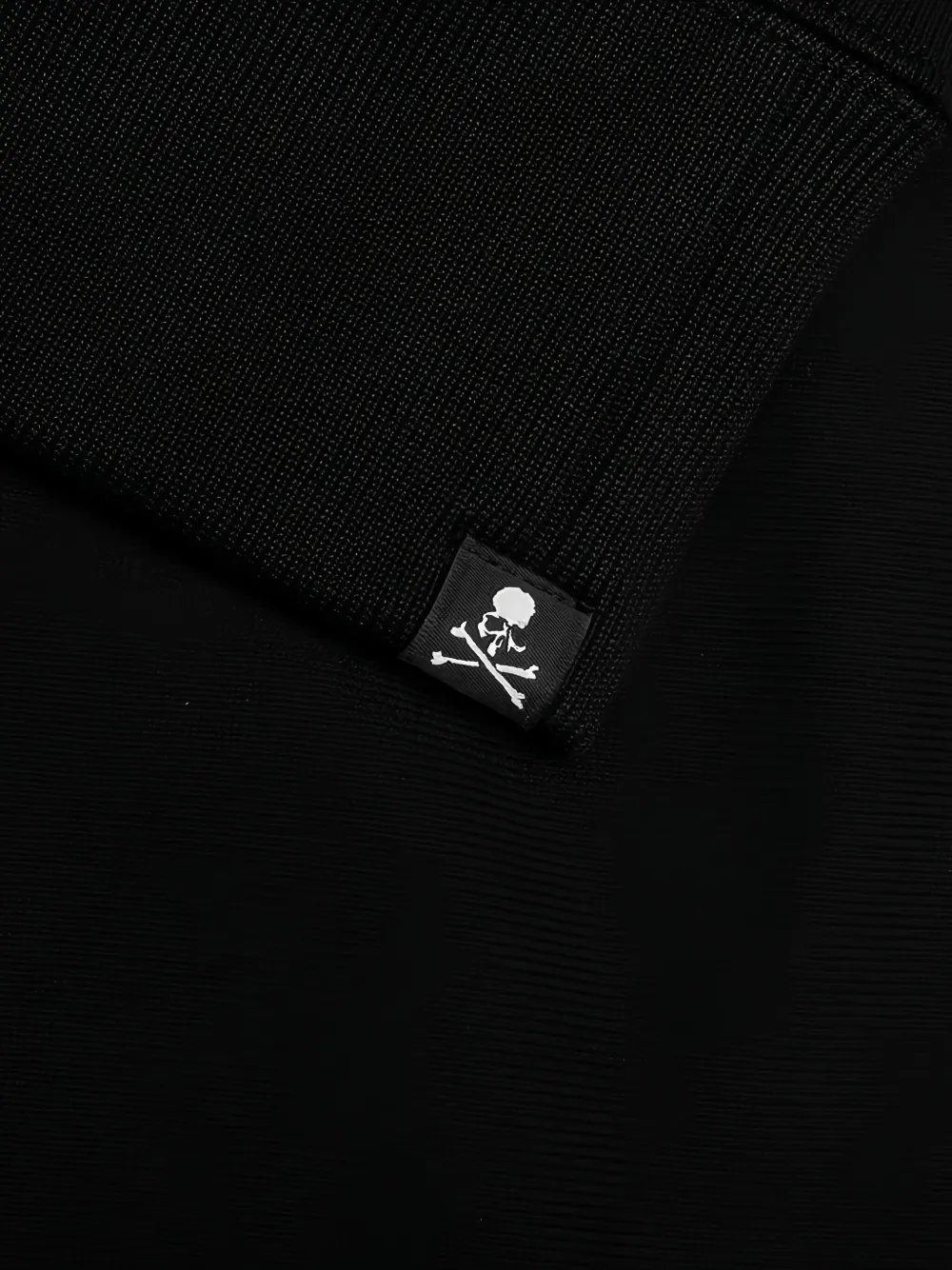 Mastermind World Sweater verfraaid met kristallen doodskop Zwart
