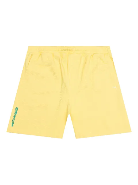 PUMA shorts con bordado