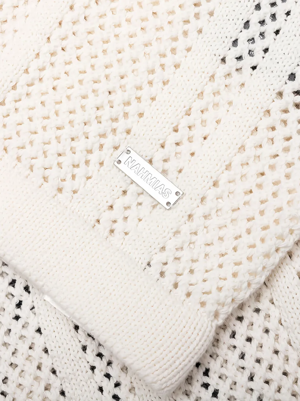 Nahmias T-shirt met V-hals Beige