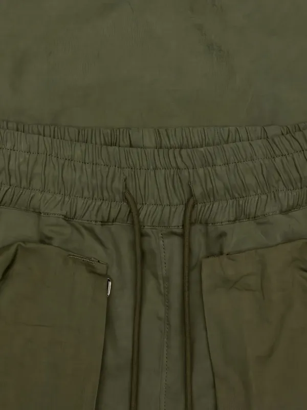 ま*ろ様 READYMADE パラシュート カーゴパンツ Readymade パラシュート カーゴパンツ | グリーン | FARFETCH JP