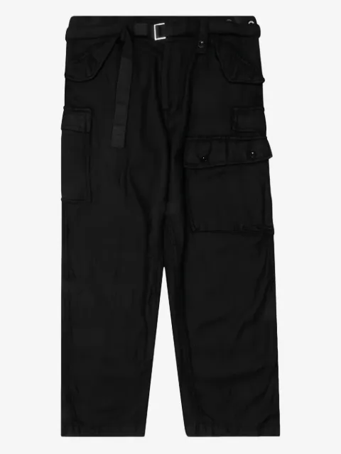 sacai pantalones cargo con cinturón