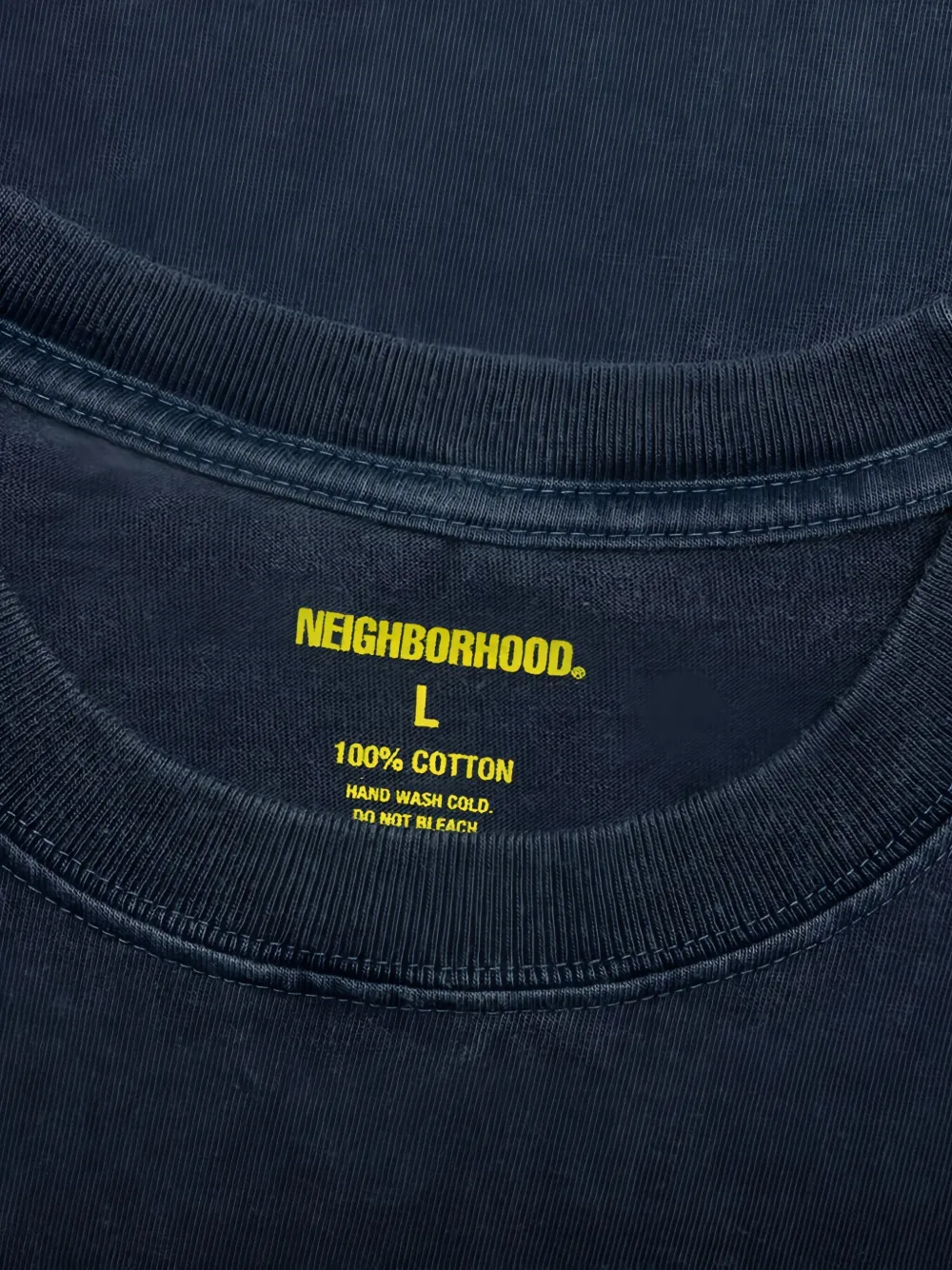 Neighborhood Katoenen T-shirt met grafische print Blauw