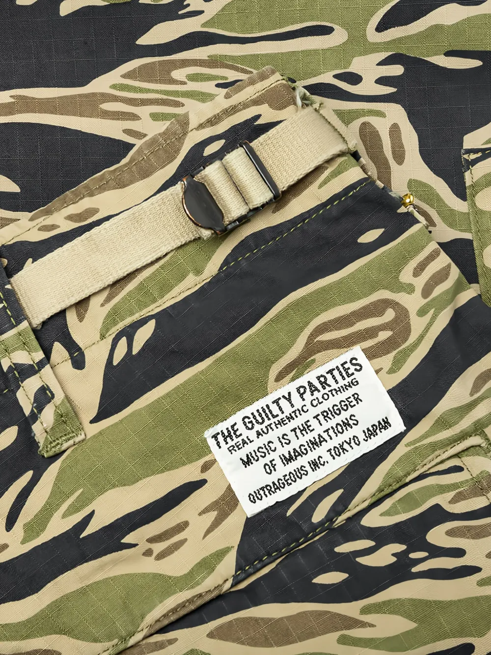 WACKO MARIA Tiger broek met camouflageprint en zes zakken Groen