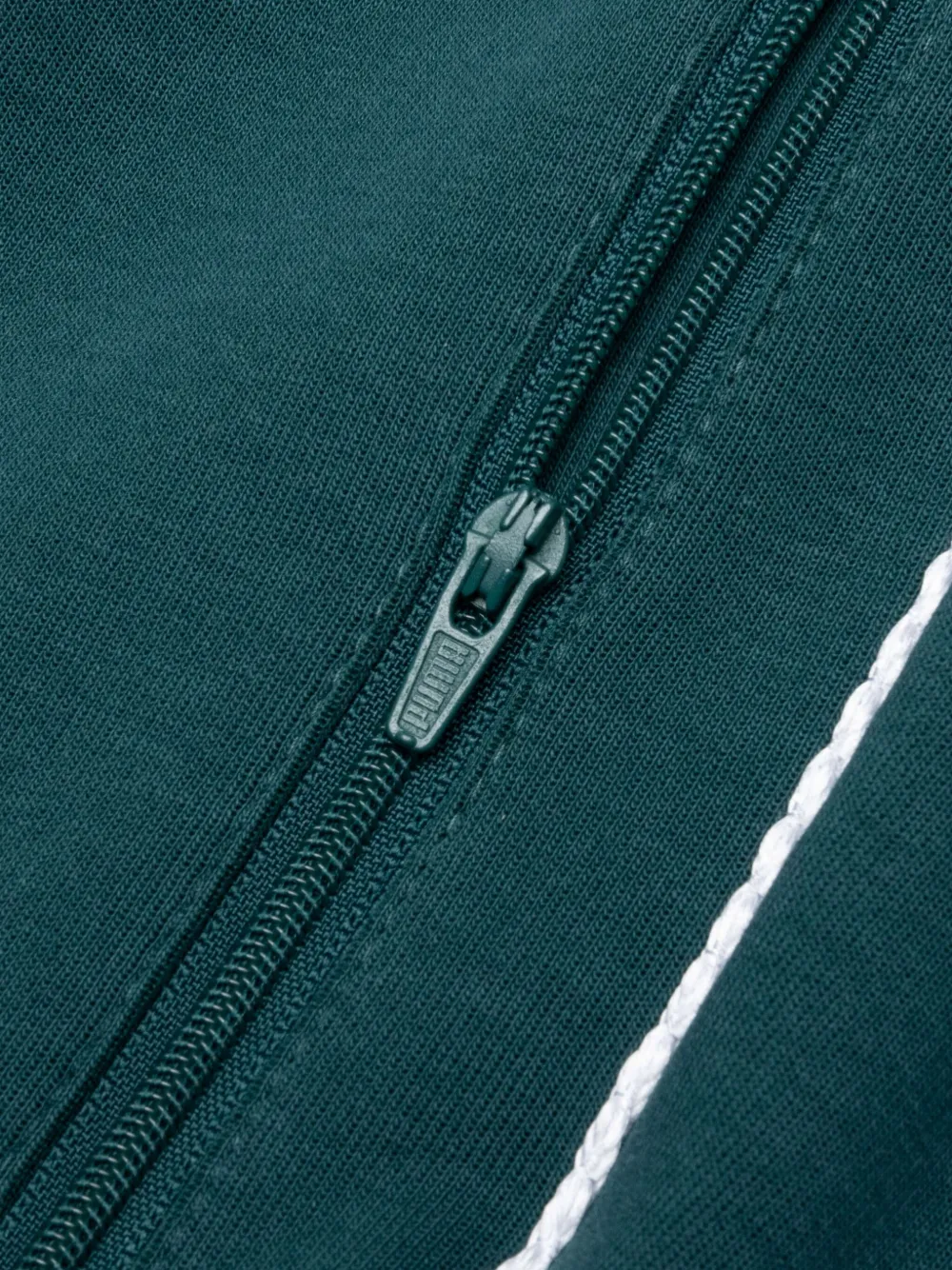 PUMA On The Run trainingsbroek met borduurwerk Groen