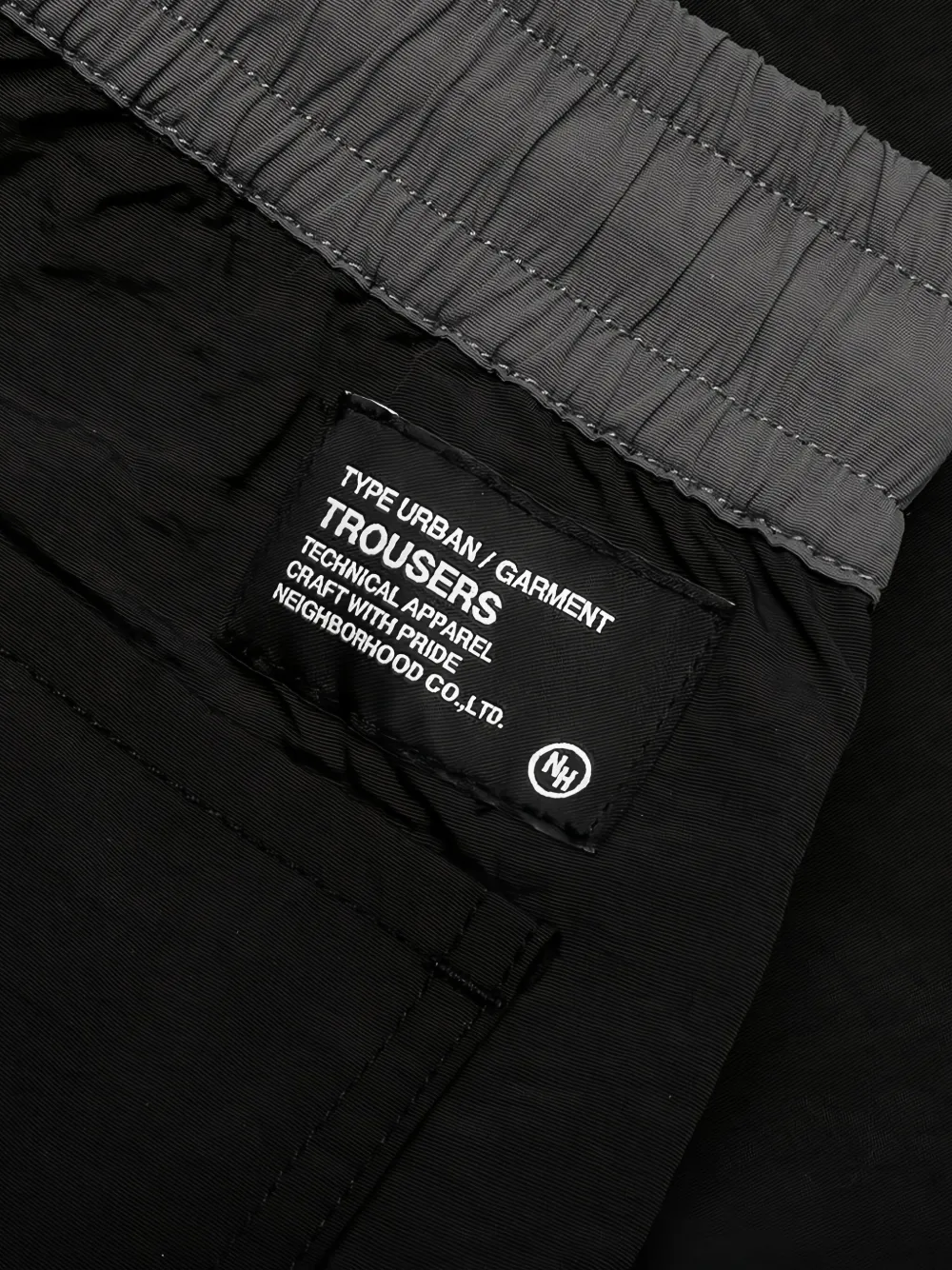 Neighborhood Tweekleurige trainingsshorts Zwart