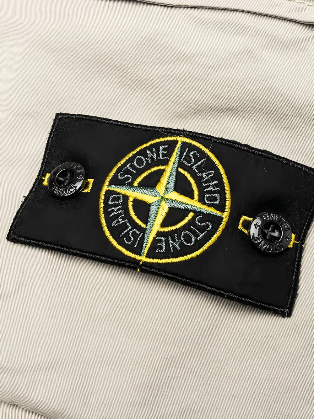 Stone Island Broek met cargo zak en logo-applicatie Beige
